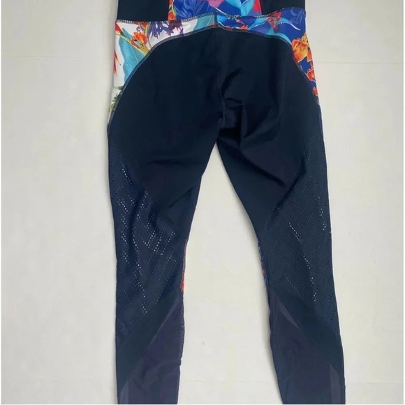 Athleta Womens Leggings Medium Tropical Precision 7/8 Ankle Pant Floral 596935 - Picture 8 of 15